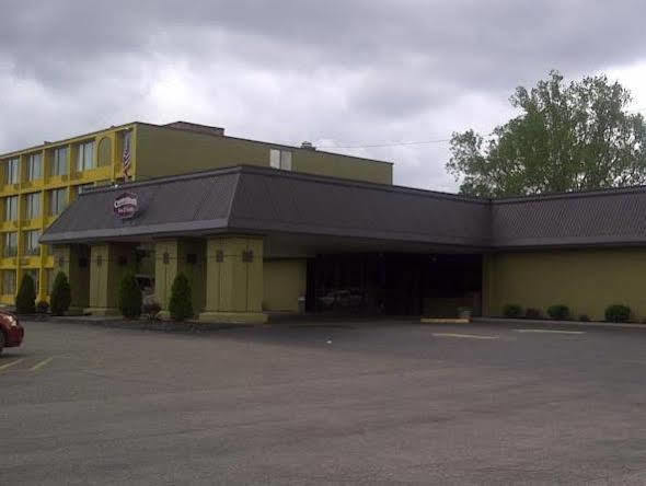 Country Hearth Inn & Suites South Point Exterior photo